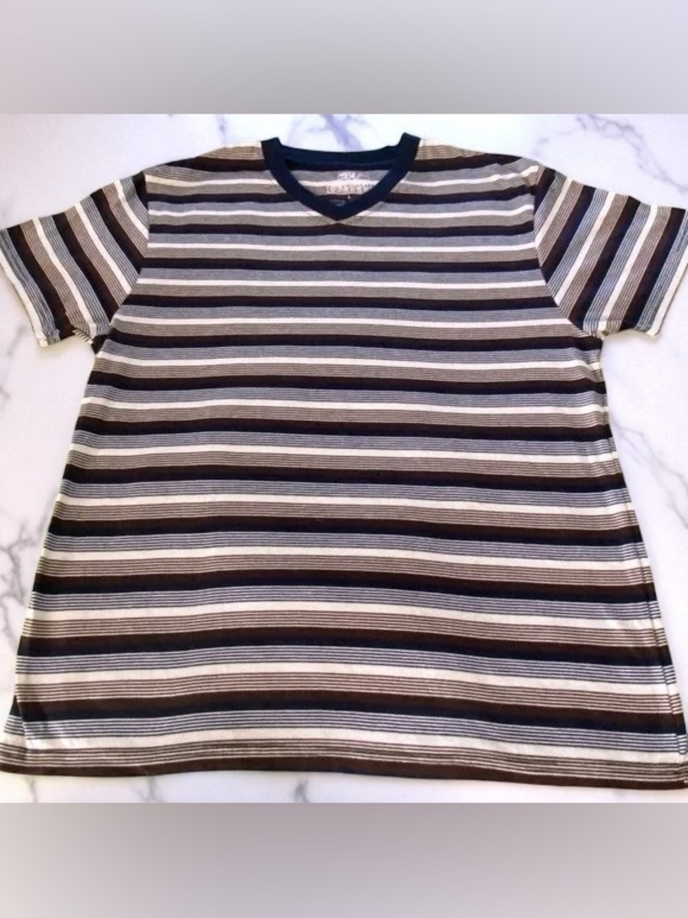 ⭐️Striped Short Sleeve V-Neck Tee in Navy, Brown & Cream